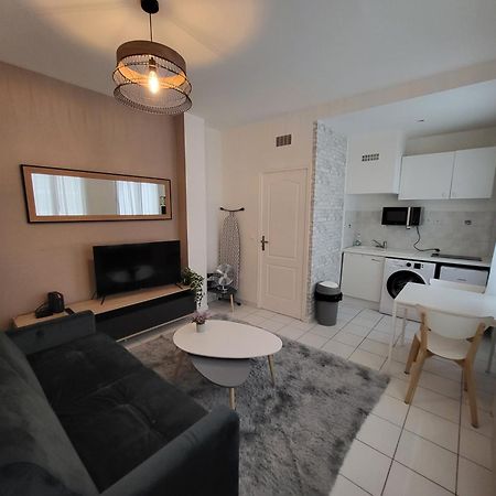 Appartement Spacieux 28M2 Avec Chambre Separee Исси-ле-Мулино Экстерьер фото