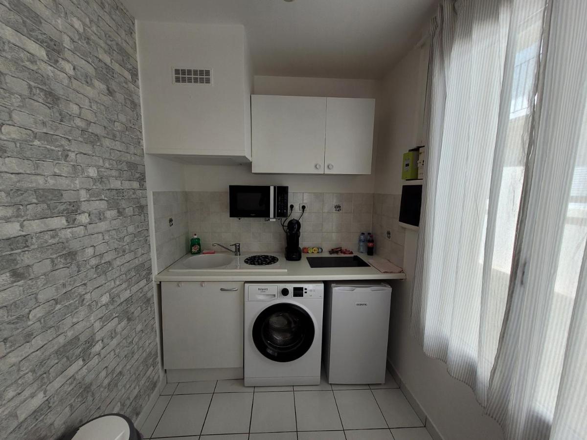 Appartement Spacieux 28M2 Avec Chambre Separee Исси-ле-Мулино Экстерьер фото